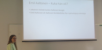 Meri Kokkola piti esitelmän Emil Aaltosesta